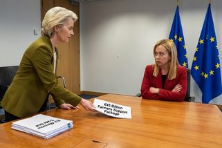 Brusel nabízí 45 miliard. Stačí to na Meloniovou?